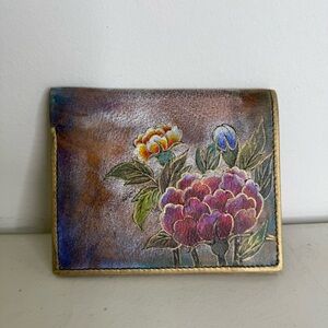 NEW Jane Yoo Leather Vintage Floral Women's Wallet 4.5”x4”